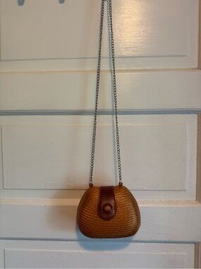 Woven Straw Crossbody Bag w Gold Chain Strap & Leather Snap Closure